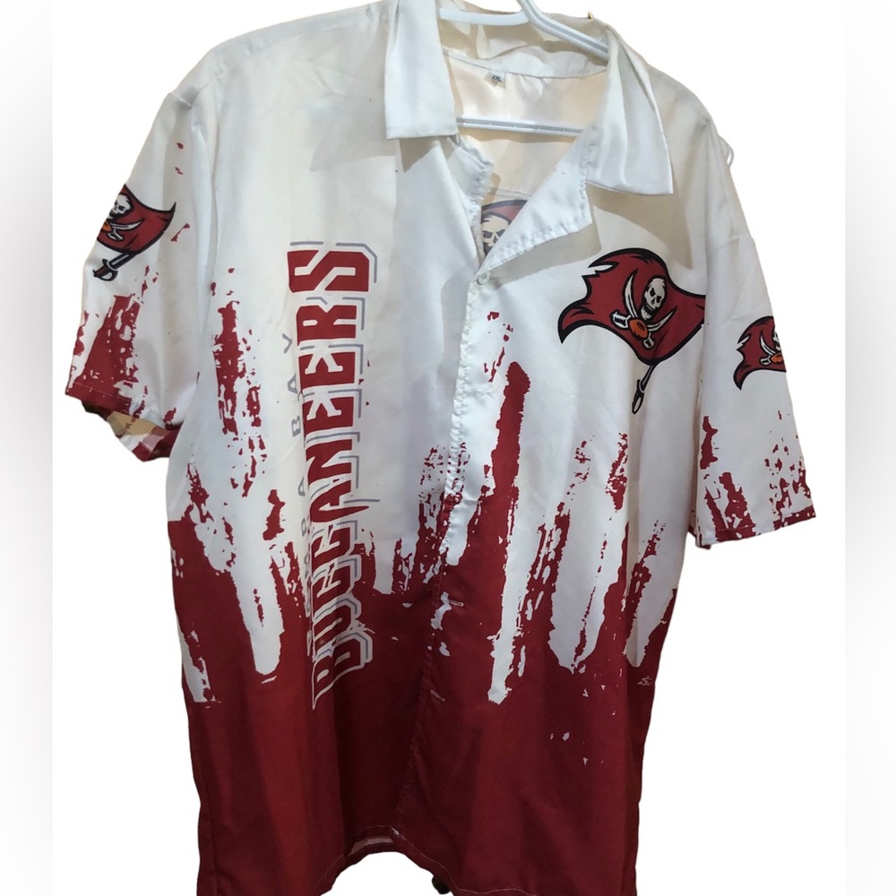 Tampa Bay Buccaneers Men's Beach Shirt Button-Down Shirts Short Sleeve 2XL